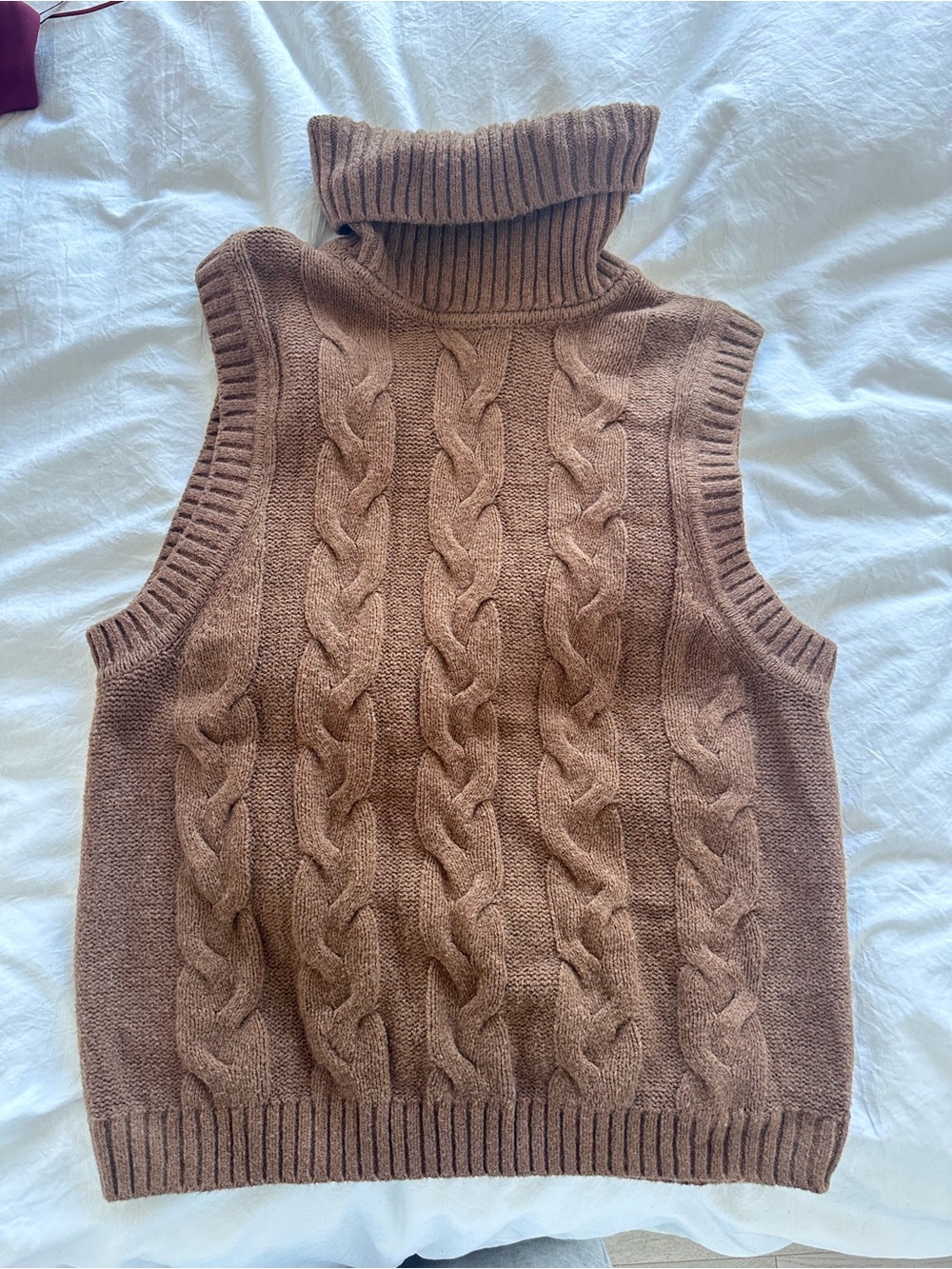 Women’s GAP Cable Knit Sleeveless Turtleneck Sweater Vest - Brown